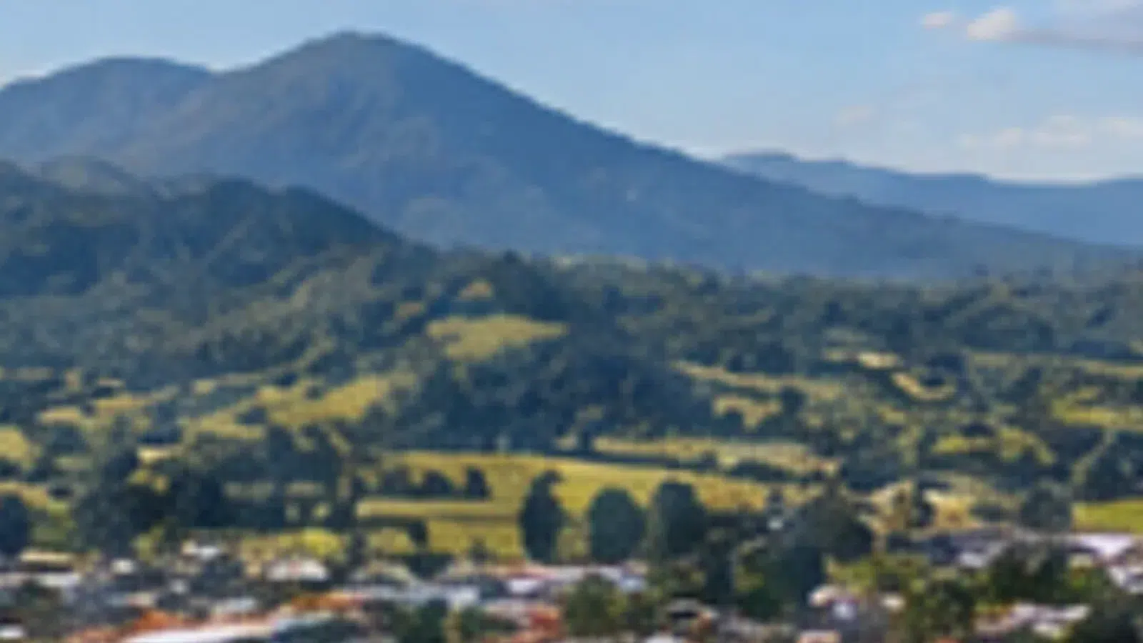 Clothiers Creek airport transfers