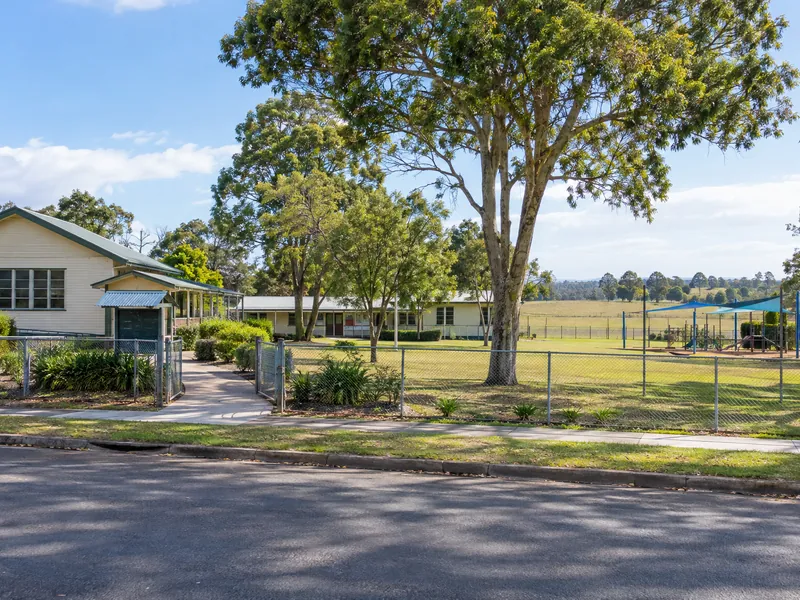 Cowper local airport transfer area