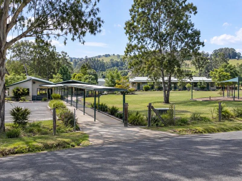 Eltham local airport transfer area