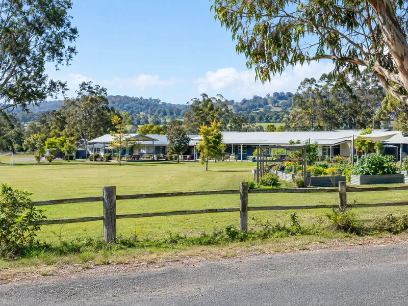 Eureka local airport transfer area