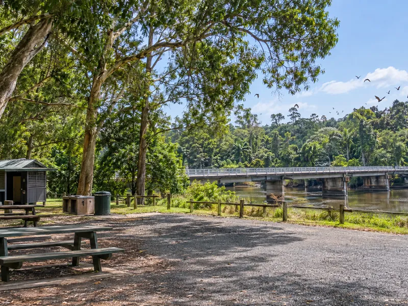 Findon Creek local airport transfer area