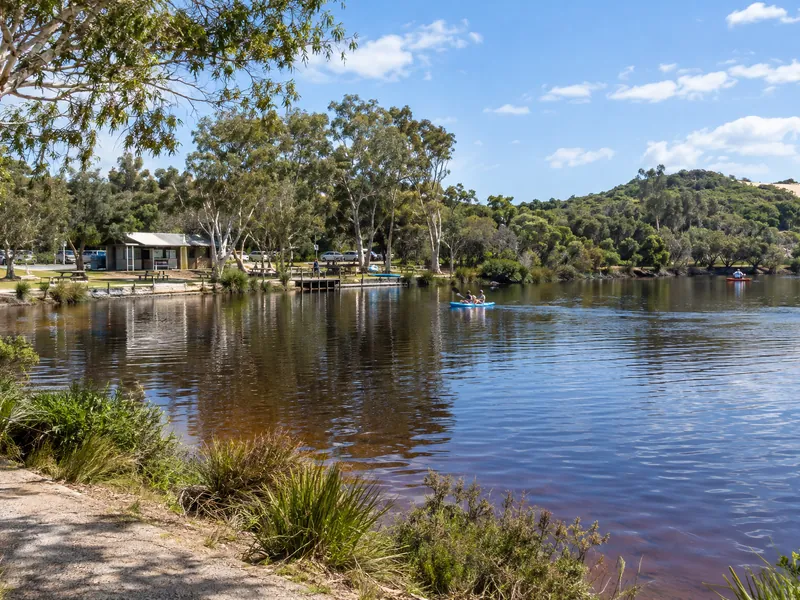 Lennox Head local airport transfer area
