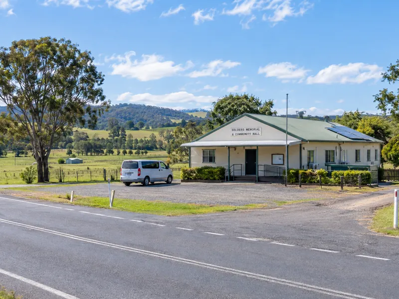 McKees Hill local airport transfer area