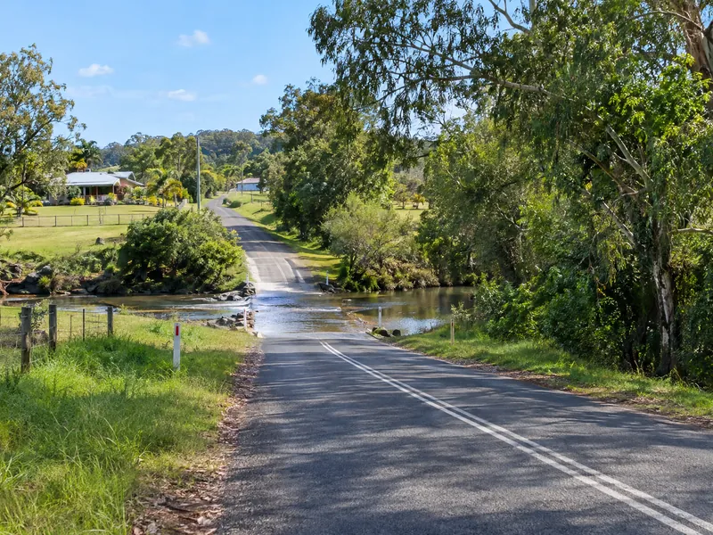 Mullumbimby Creek local airport transfer area