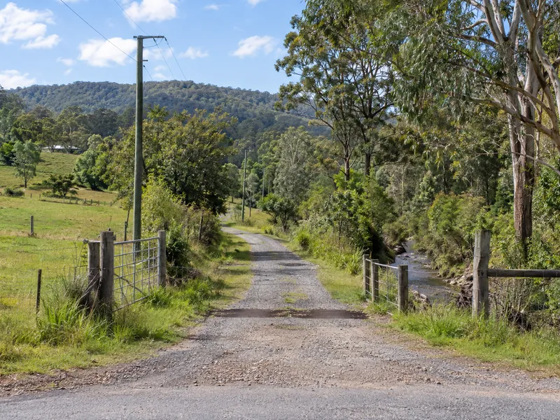 Piggabeen local airport transfer area