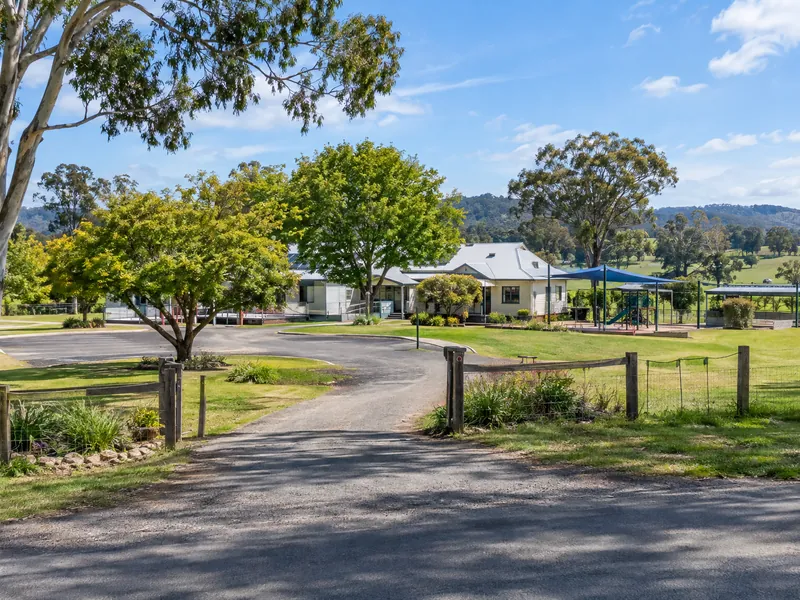 Stratheden local airport transfer area
