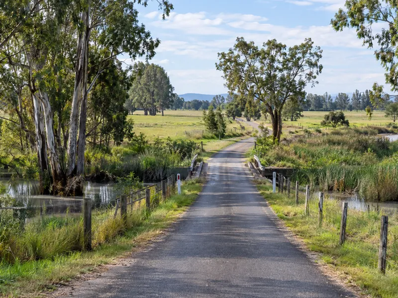 Swan Creek local airport transfer area