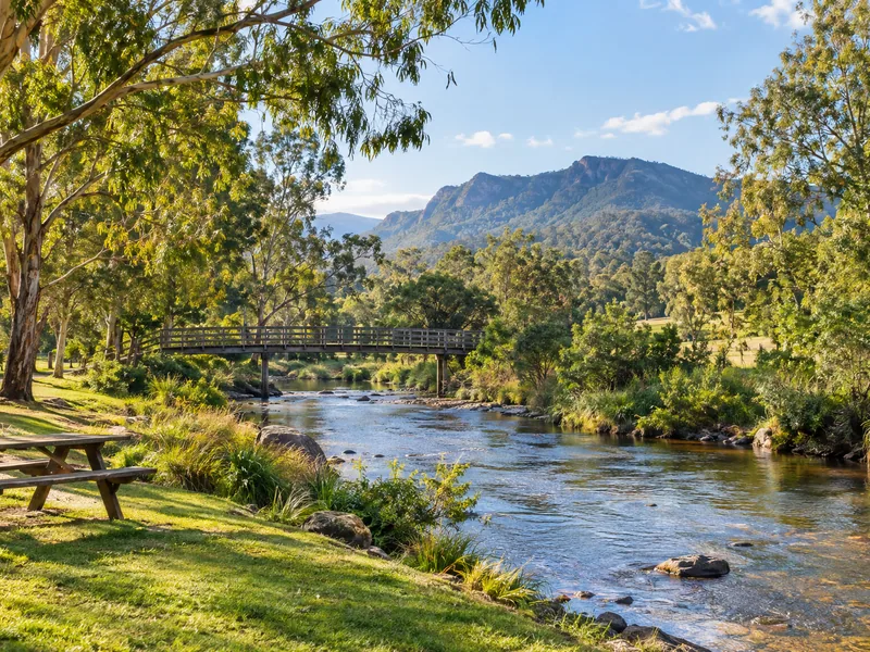 Canungra local airport transfer area