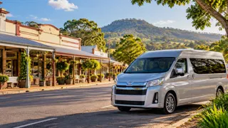 Clyde North airport transfers