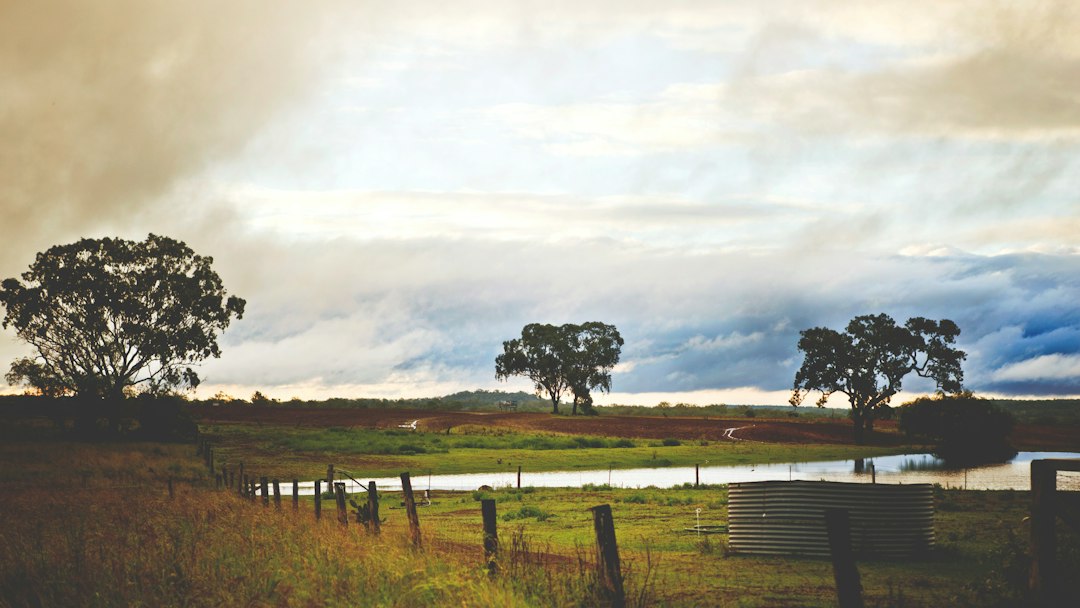 Goulburn airport transfer service by EzyTransfers